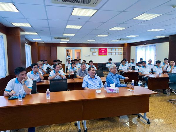 Seminar on MIKE 21 version 2019 by ME Bui Van Chung