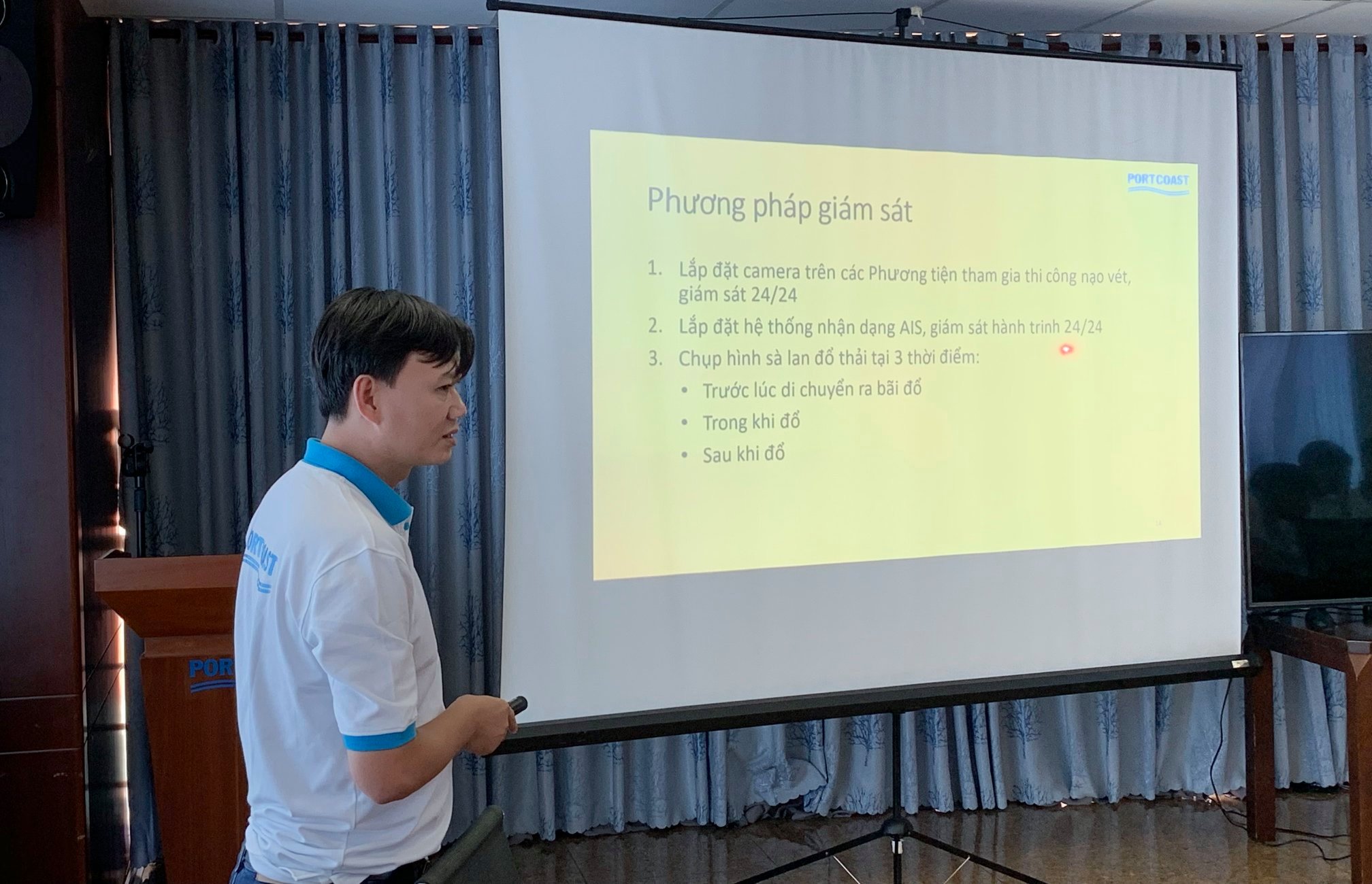 Seminar on "Application of technology into quality control of dredging work"