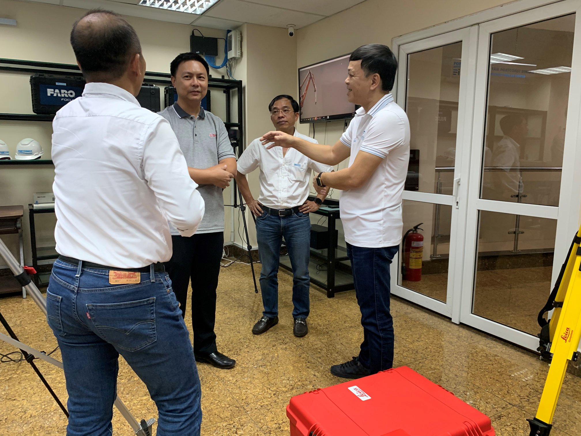 Mr. Piya from LSP visit and work with Portcoast