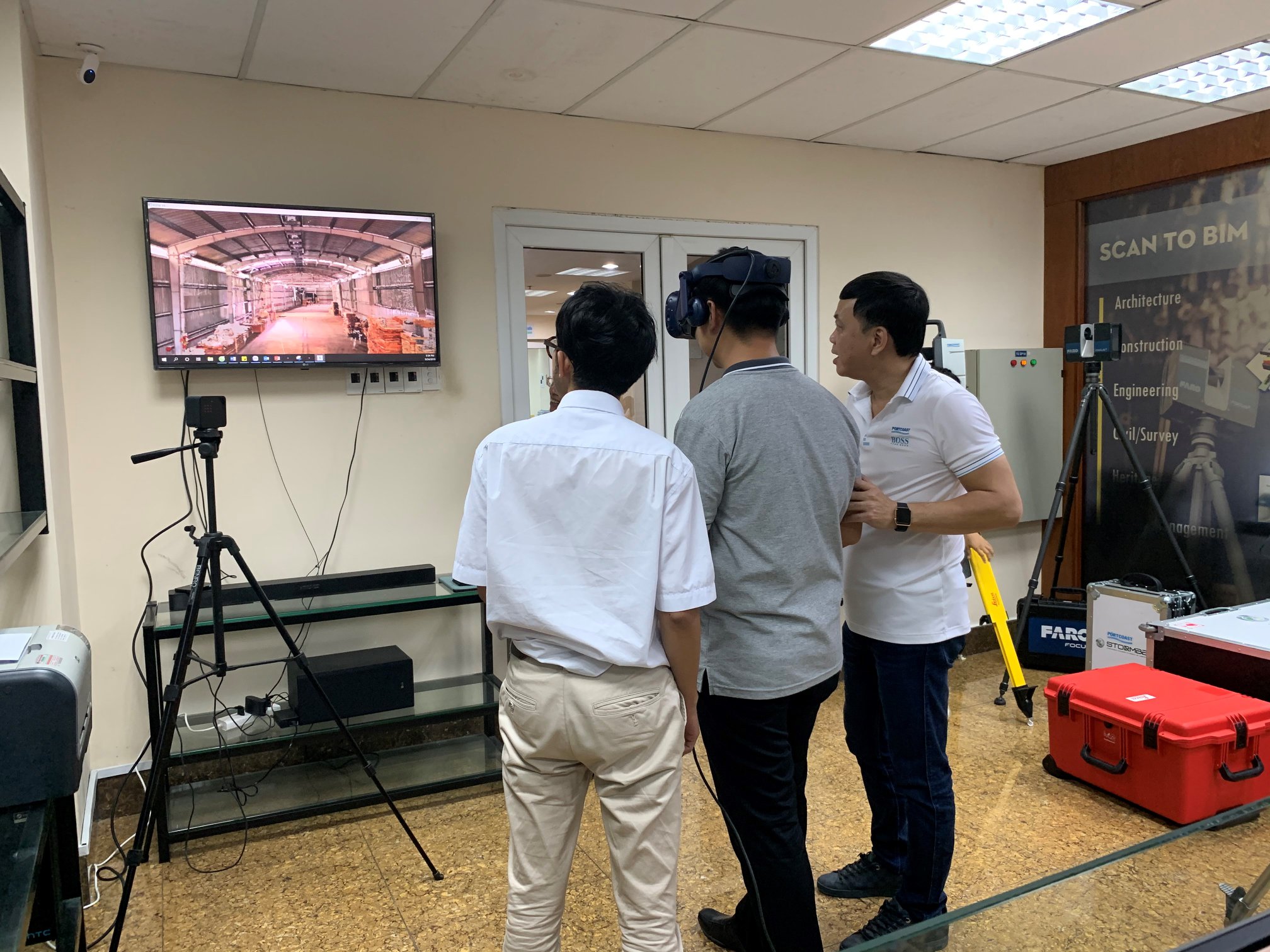 Mr. Piya from LSP visit and work with Portcoast