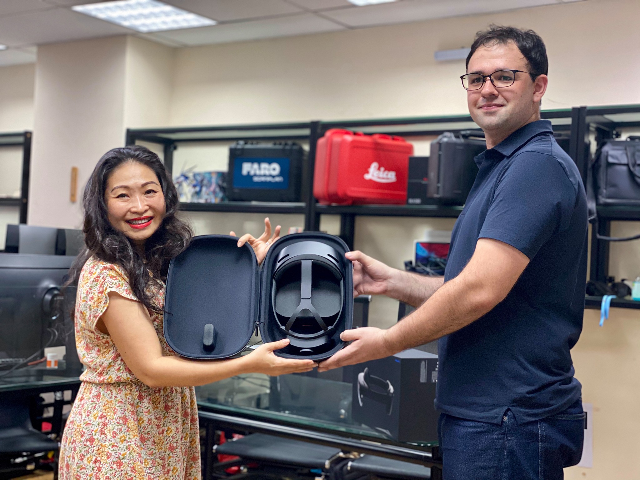 First Mircosoft Hololens 2  in the construction industry