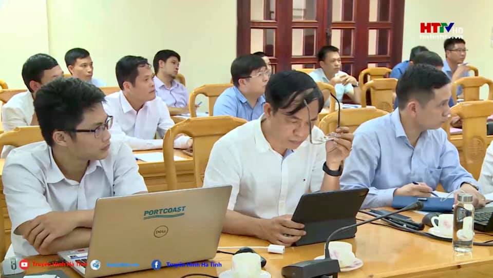 Presentation to Ministry of Transportation in Ha Tinh Province