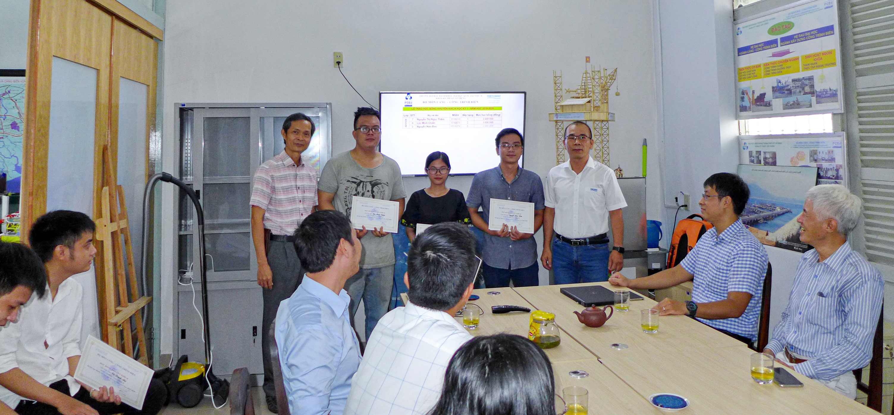 Participation in Ho Chi Minh University of Technology Scholarship Awarding Ceremony 