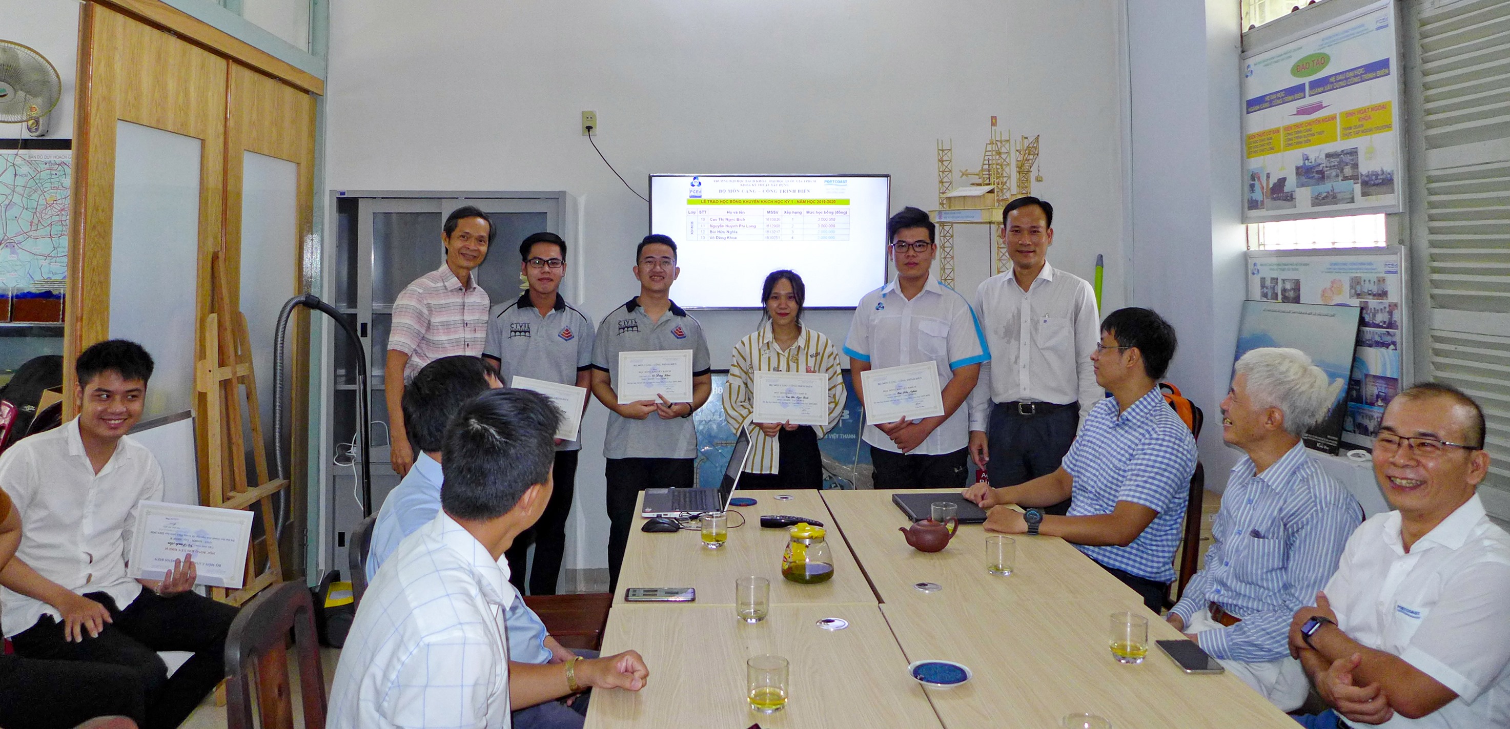 Participation in Ho Chi Minh University of Technology Scholarship Awarding Ceremony 