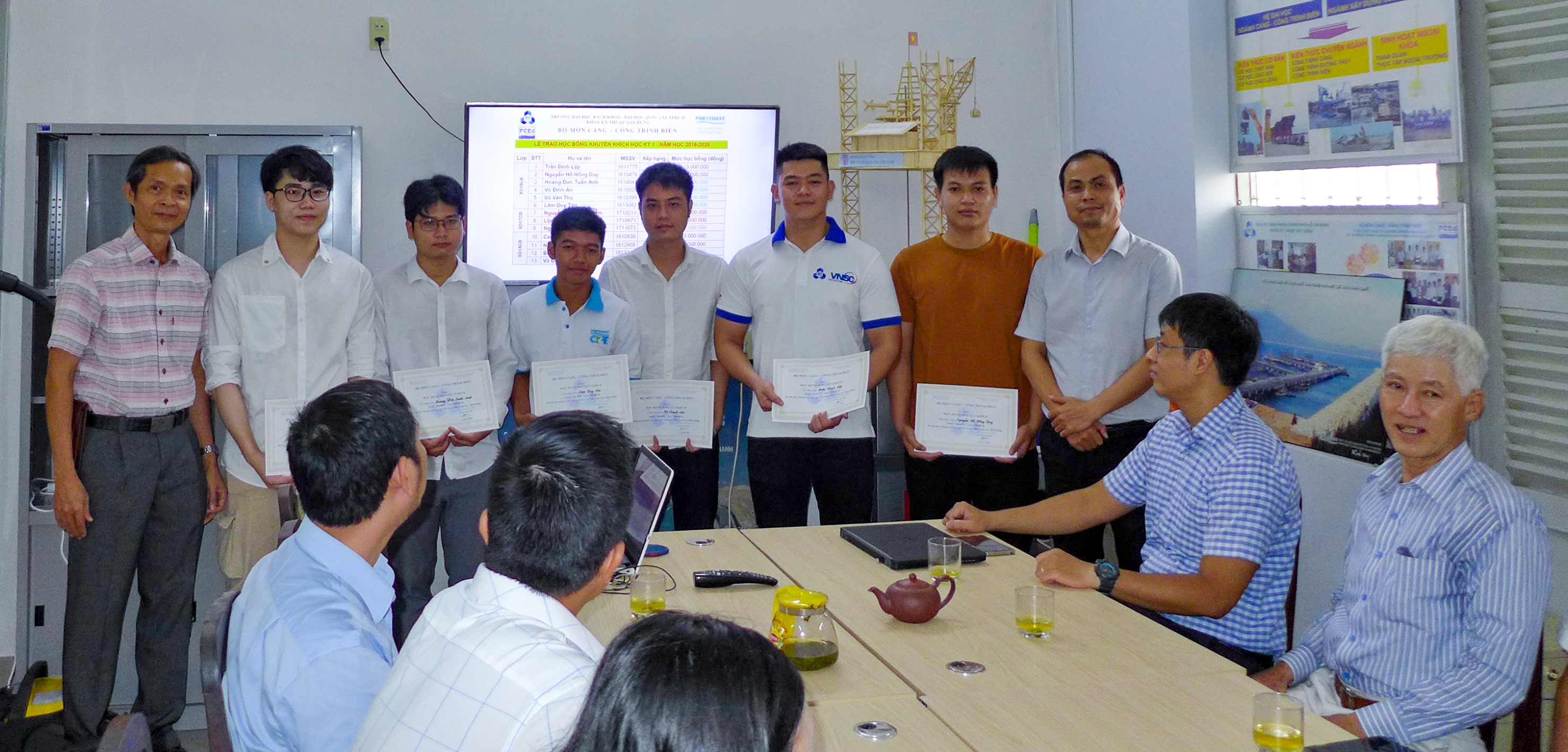 Participation in Ho Chi Minh University of Technology Scholarship Awarding Ceremony 