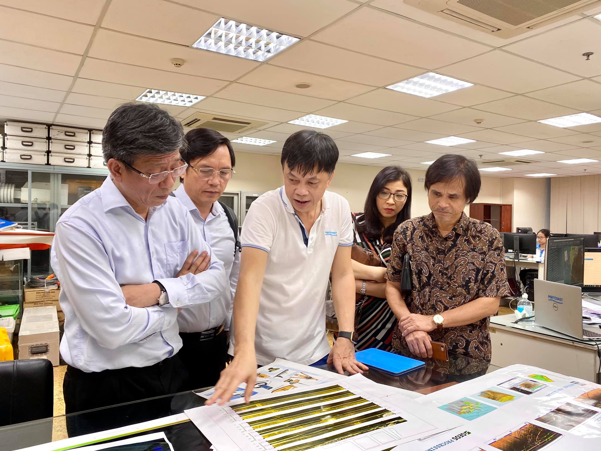 Rector of National University of Civil Engineering and lecturers visited Portcoast Office