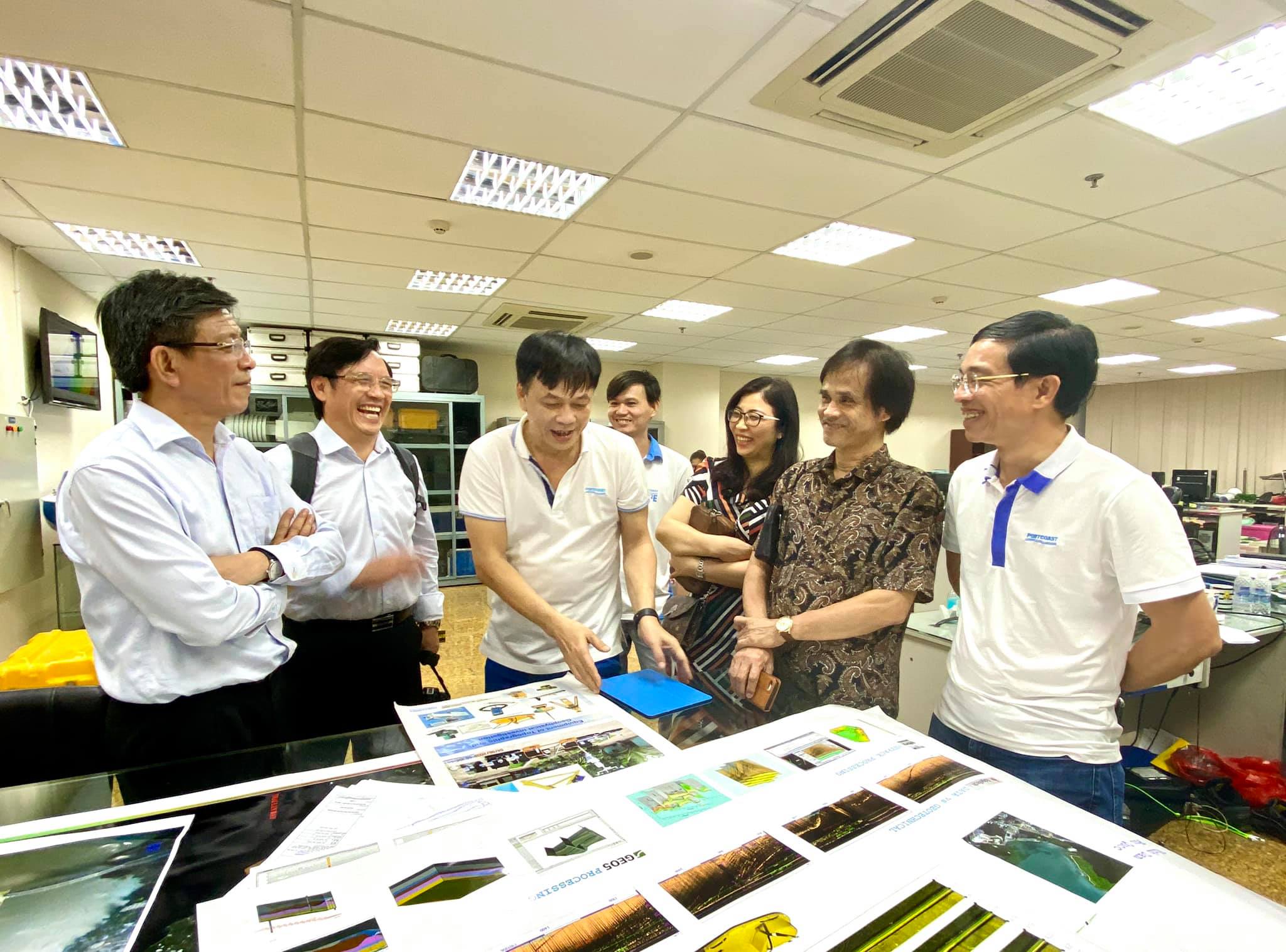 Rector of National University of Civil Engineering and lecturers visited Portcoast Office