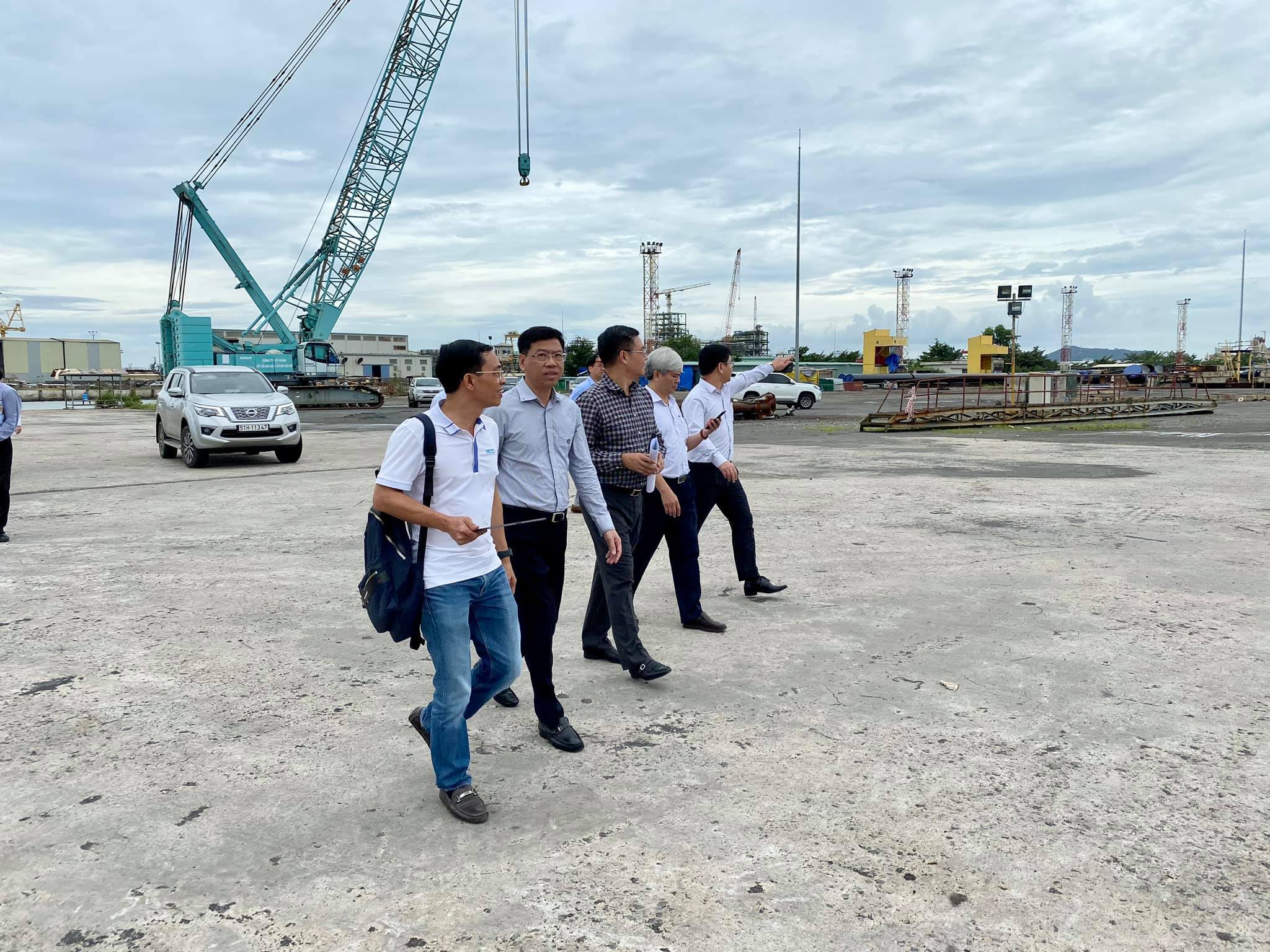 Inspect the proposed locations for construction of Vung Tau International Cruise port