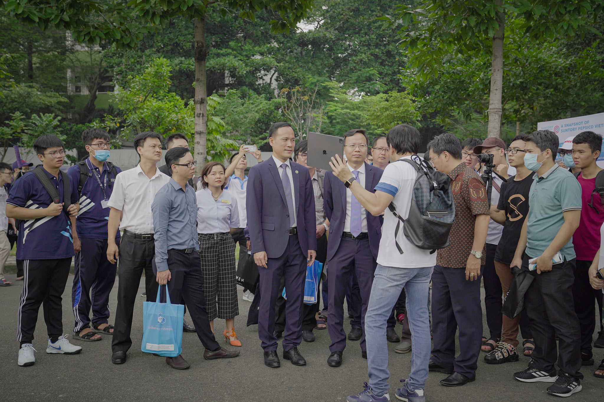 An event held at Ho Chi Minh City University of Technology forms a strong association between universities and sustainable development industry