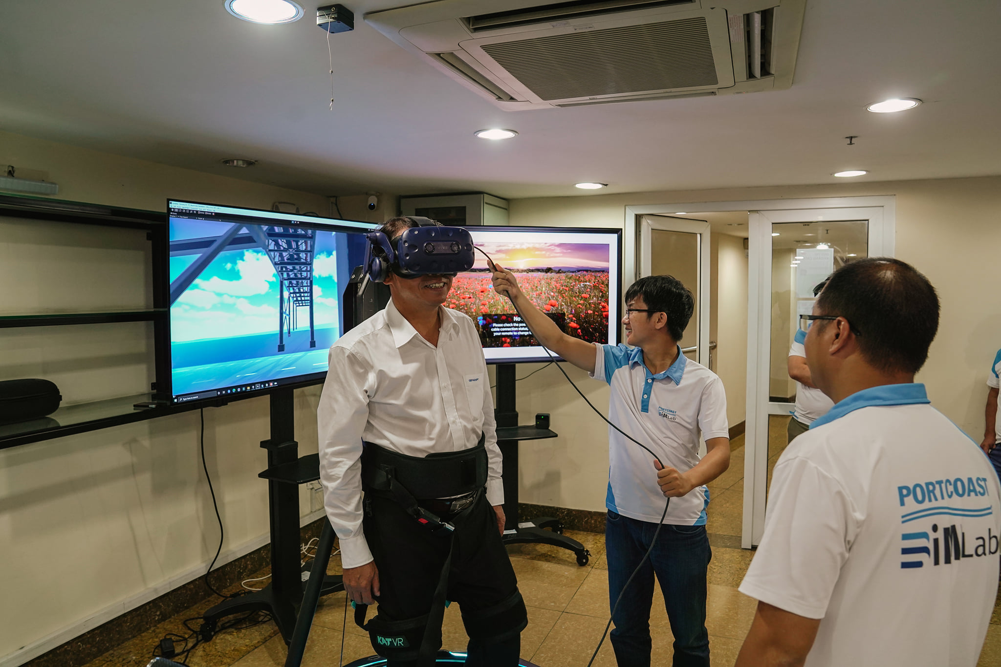 The members of board of Director from Gemadept Corporation visited Portcoast’s office