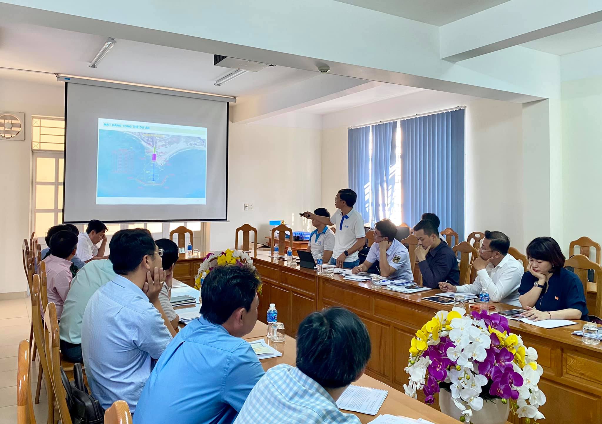 Meeting about Hon Lan Marina Project 