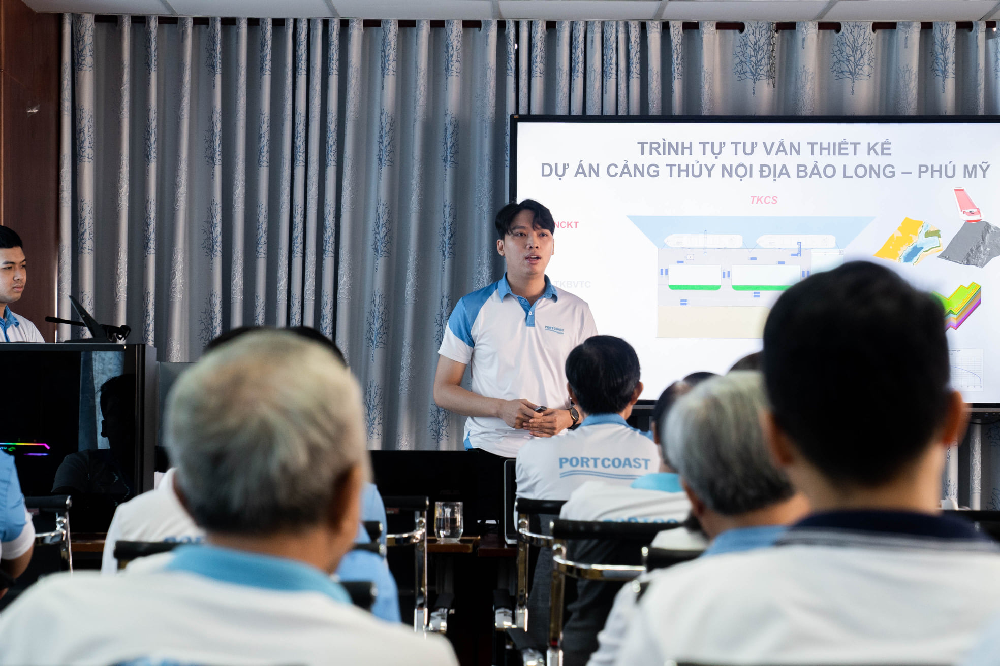 Portcoast's Weekend Seminar