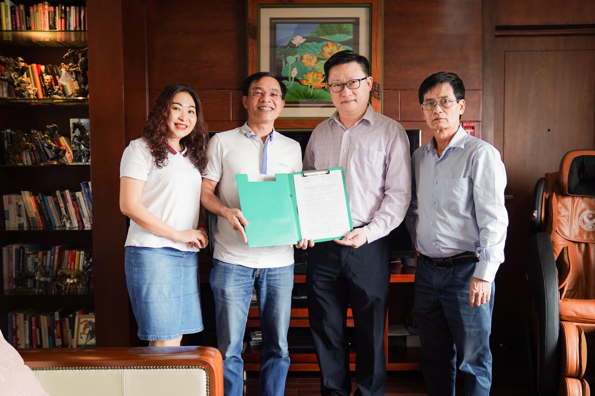 Hutchison Ports SITV port receives Announcement decision to accommodate 100,000 DWT vessels 