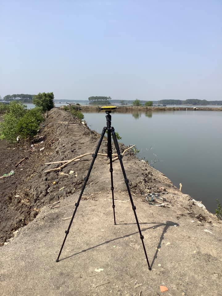 Topographic survey at International Terminal