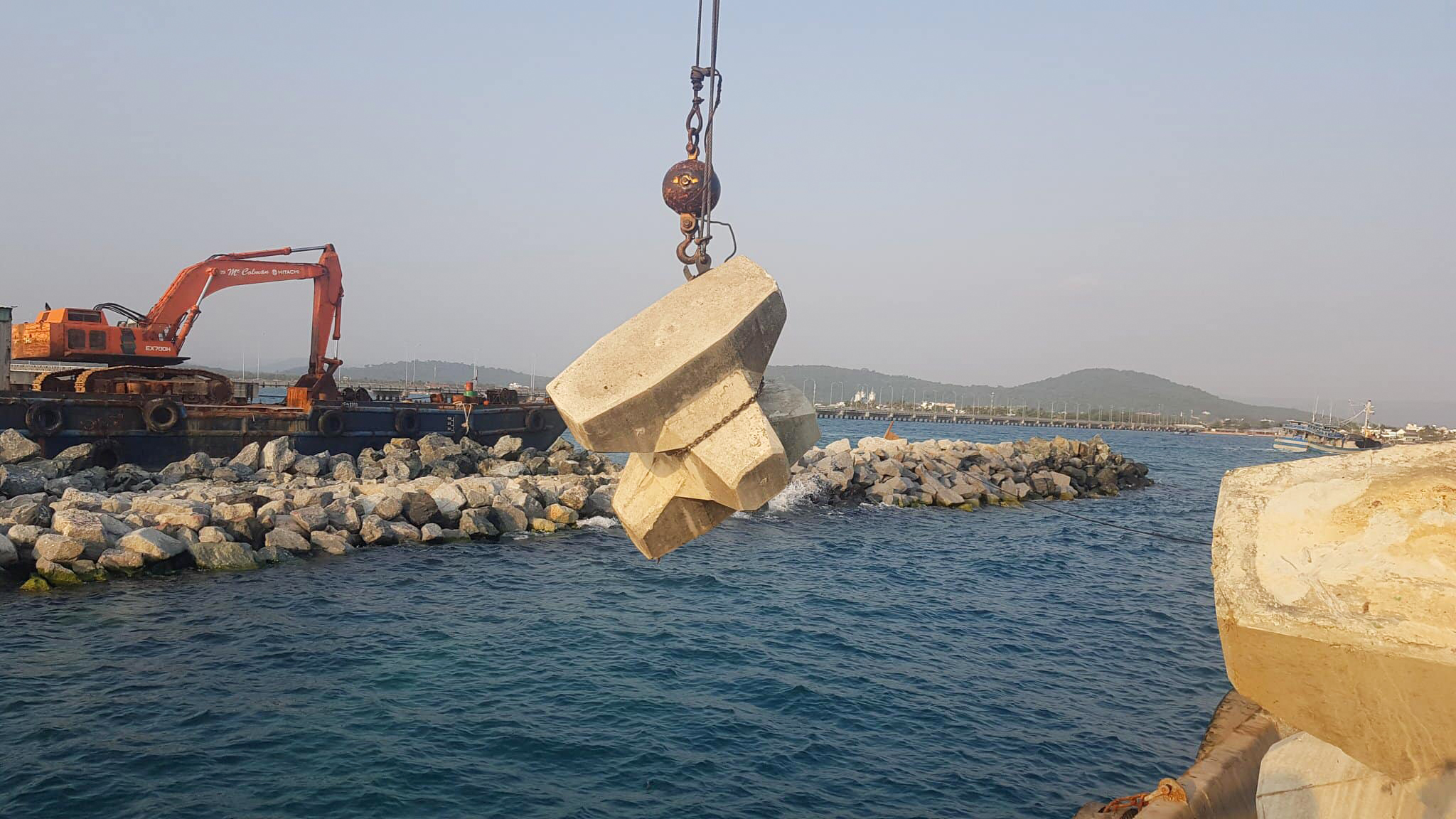 Accropode installation works