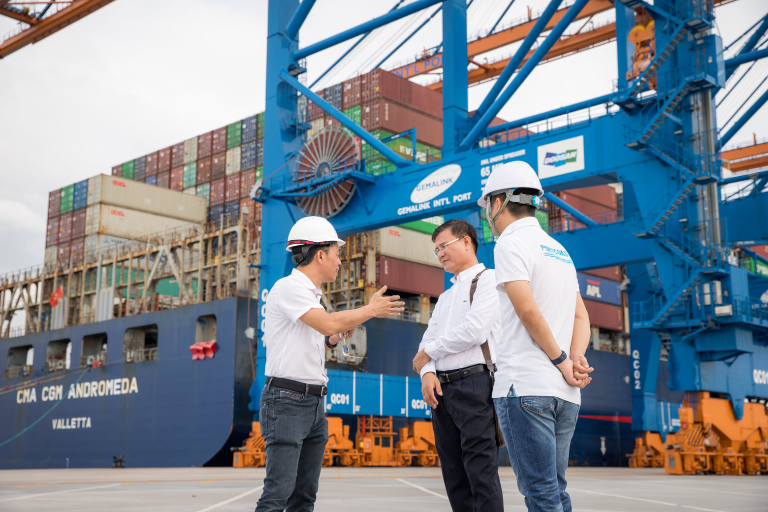 Prime Minister Nguyen Xuan Phuc visited Cai Mep - Thi Vai Port System