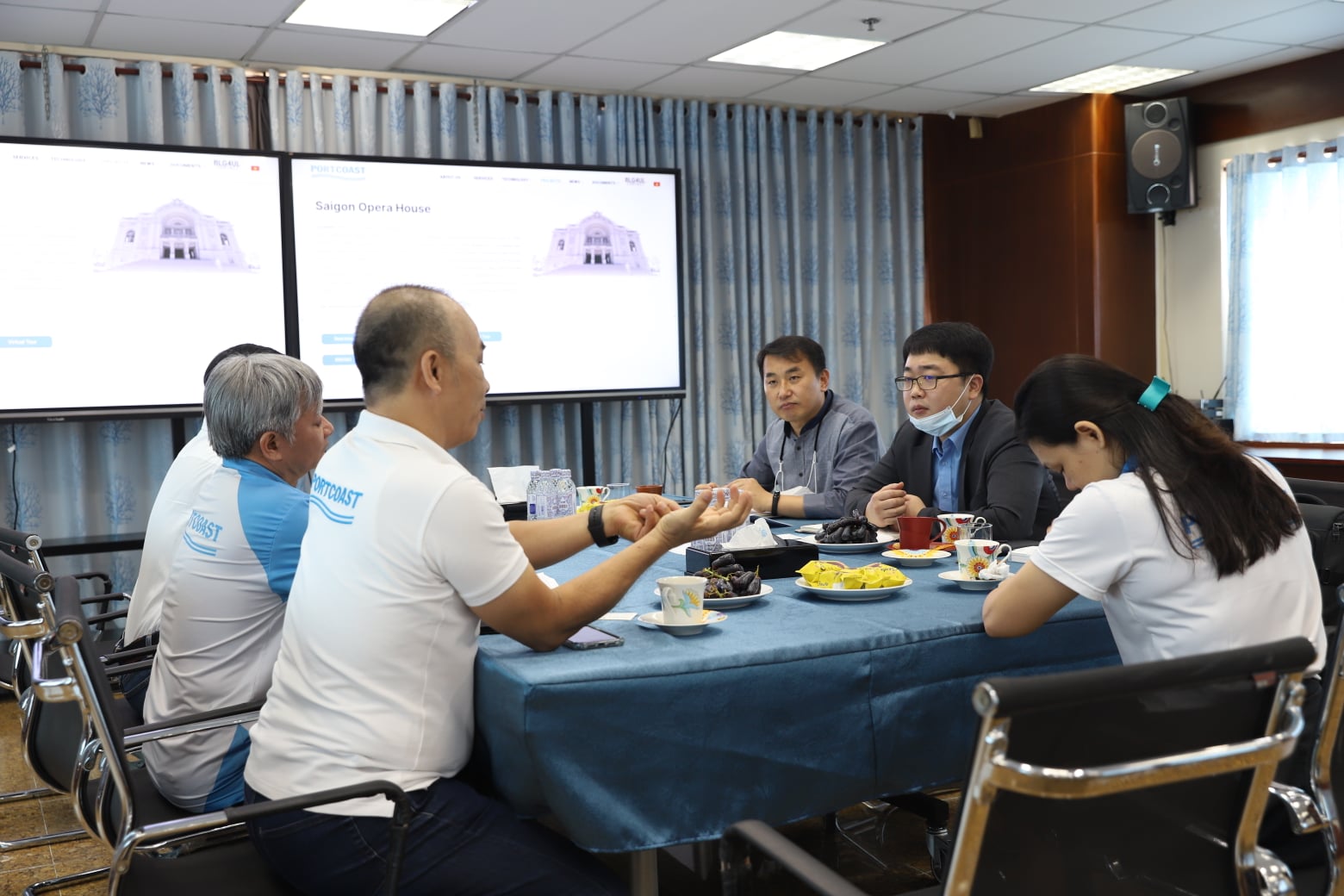 Welcoming Huyndai Engineering & Construction Co., Ltd. to Portcoast Office