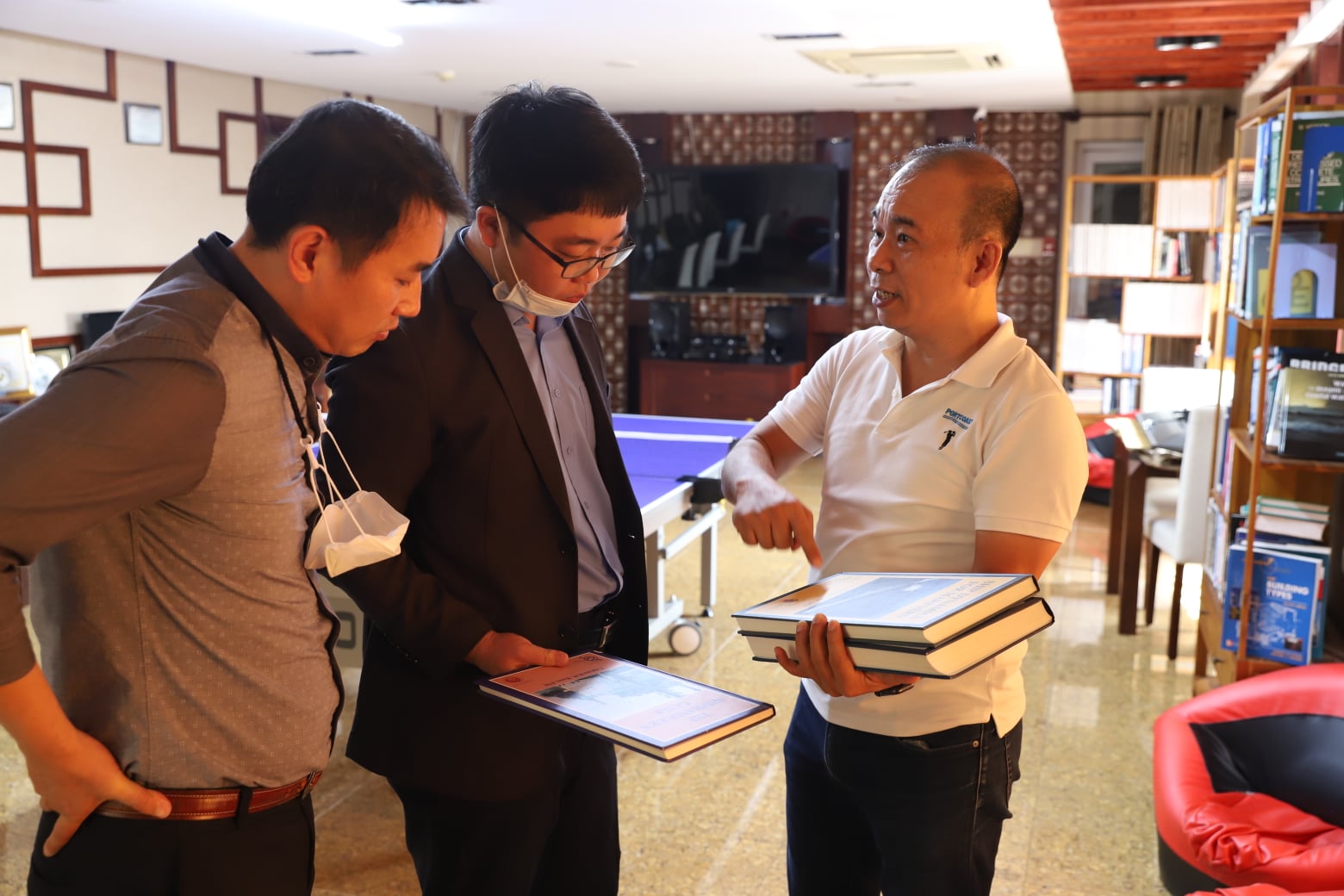 Welcoming Huyndai Engineering & Construction Co., Ltd. to Portcoast Office