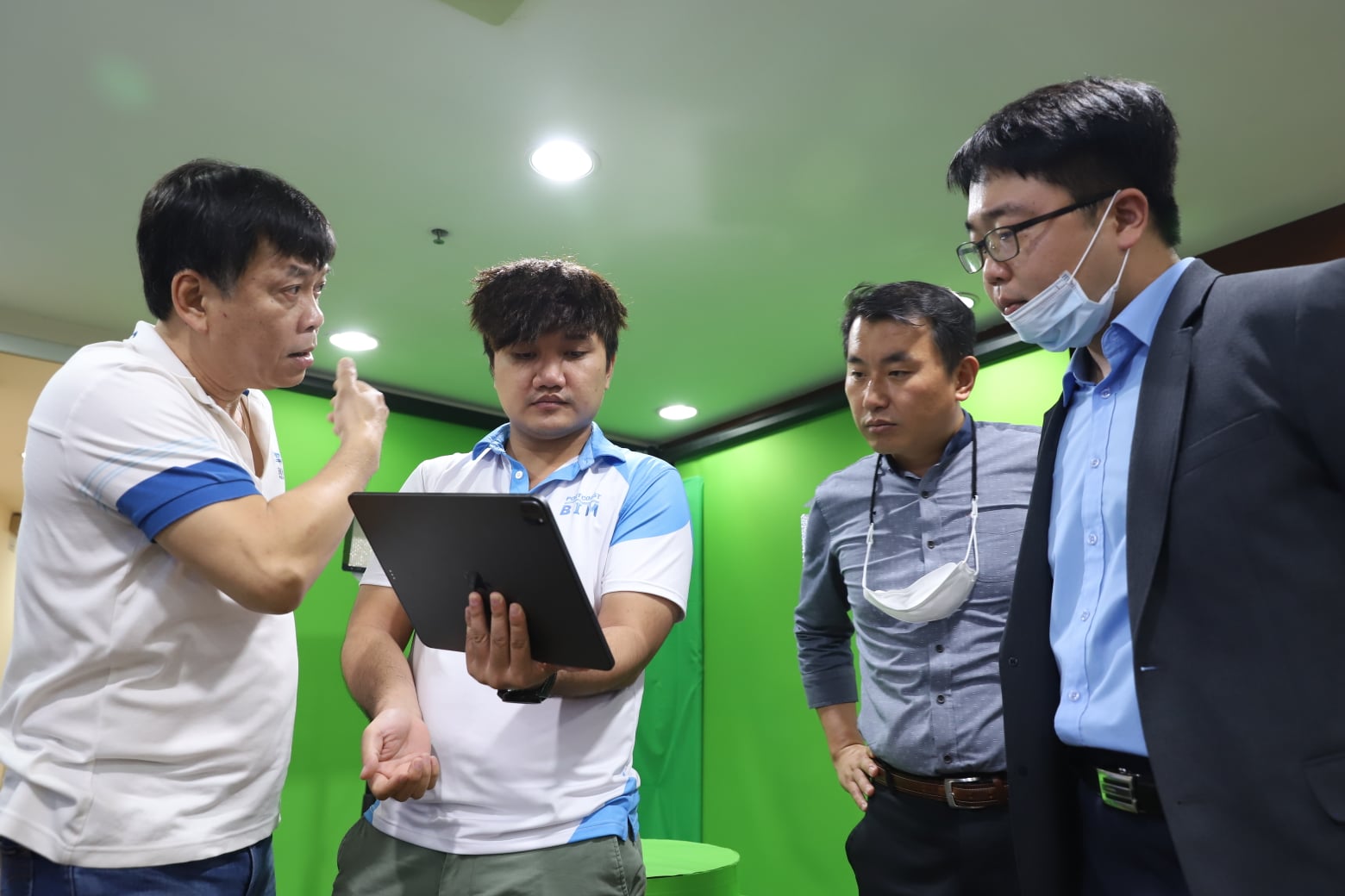 Welcoming Huyndai Engineering & Construction Co., Ltd. to Portcoast Office