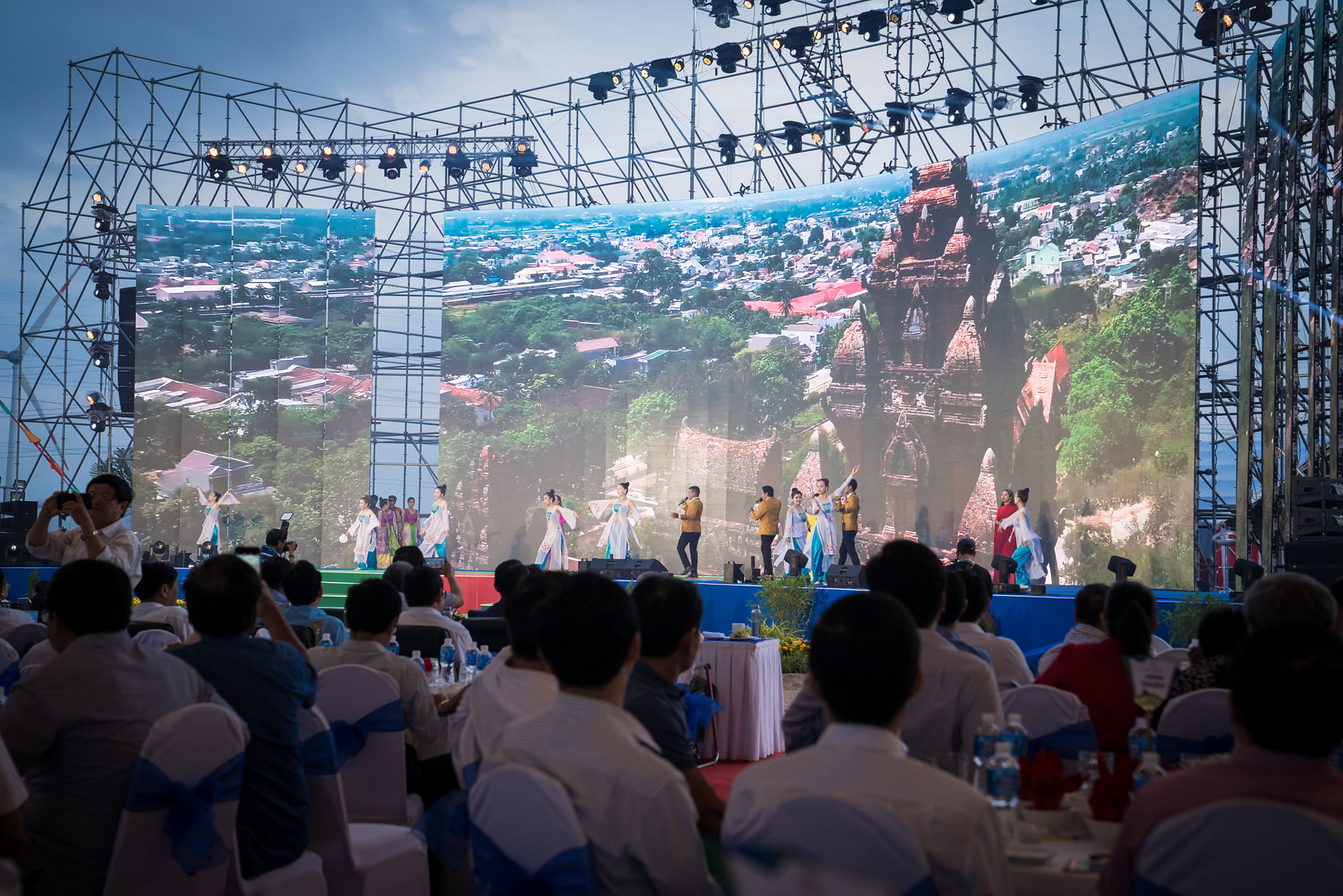 The inauguration of Trungnam Wind Farm with its capacity reaches 151,95 MW invested by Trungnam Group