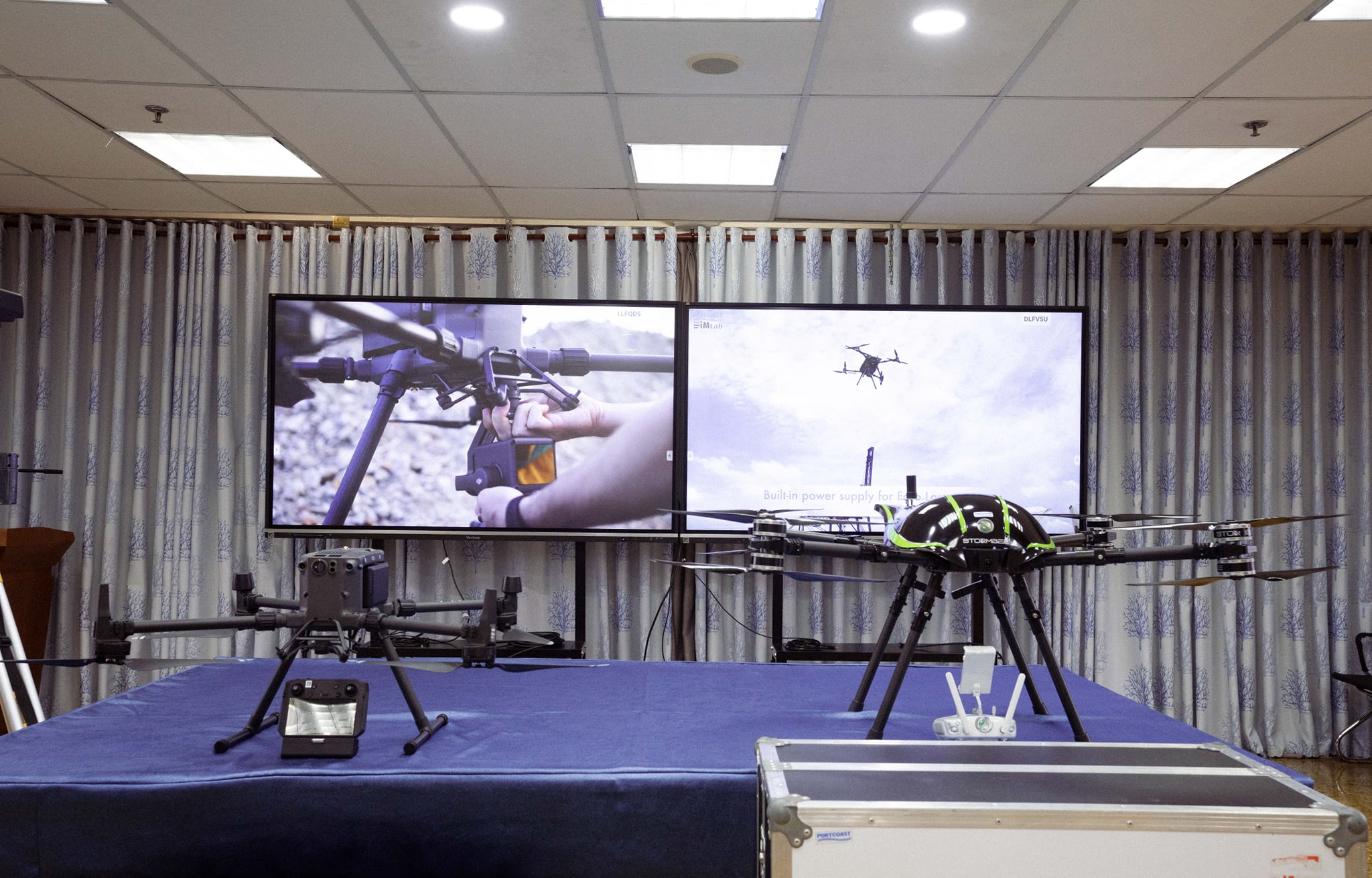 The new equipment Matrice RTK 300 from DJI has just arrived at Portcoast