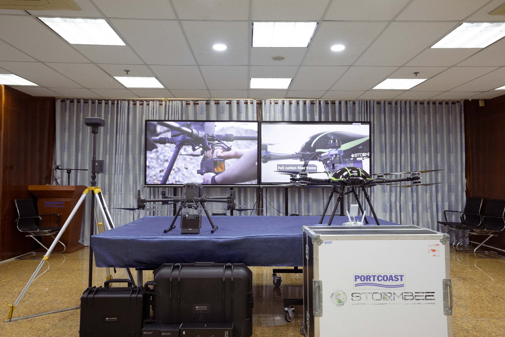 The new equipment Matrice RTK 300 from DJI has just arrived at Portcoast