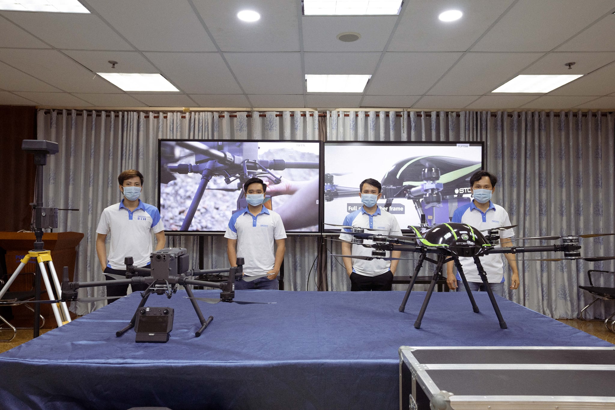 The new equipment Matrice RTK 300 from DJI has just arrived at Portcoast