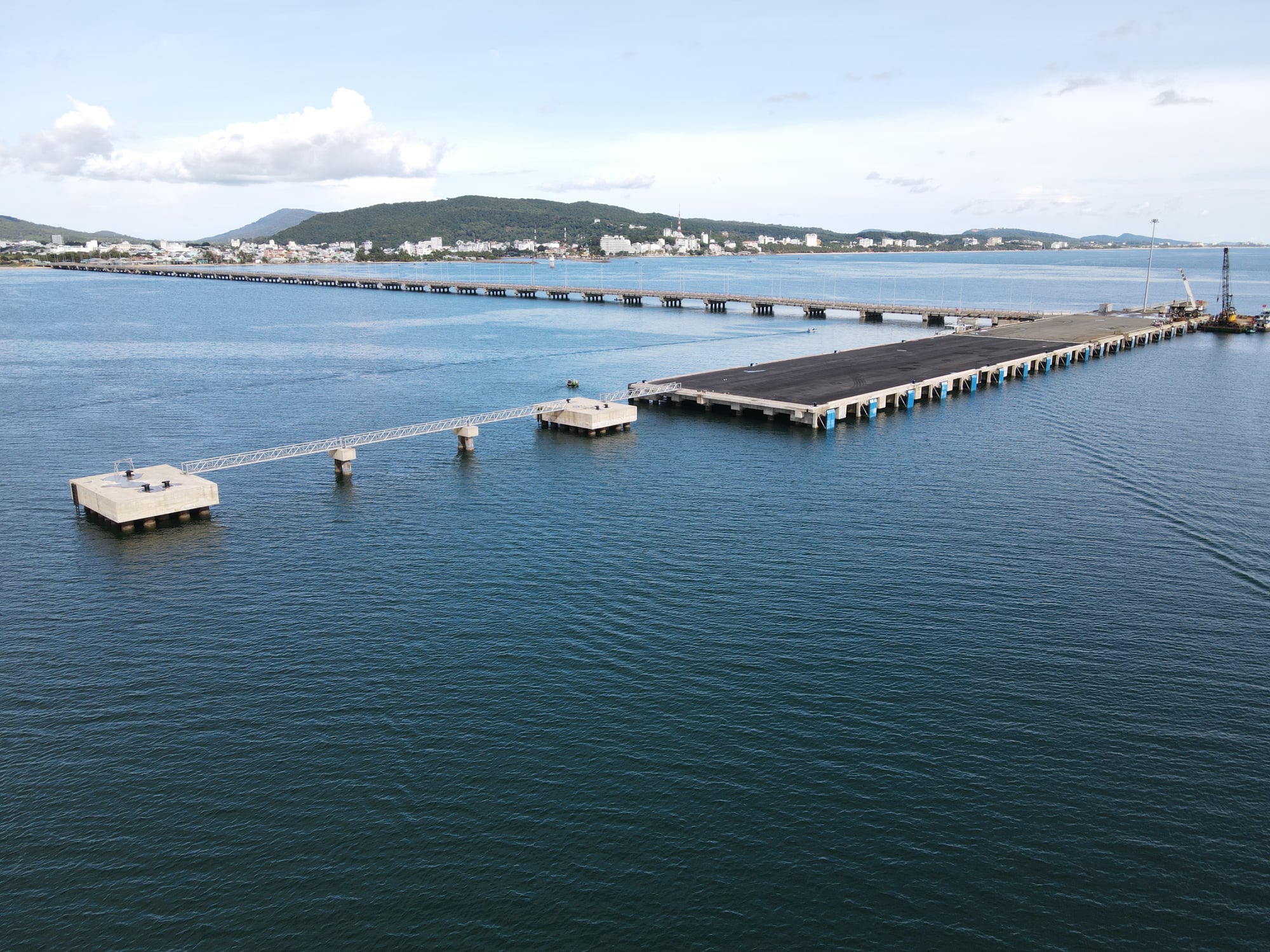 Party Secretary and Chairman of Phu Quoc People’s Committee visited  Phu Quoc International Cruise Terminal