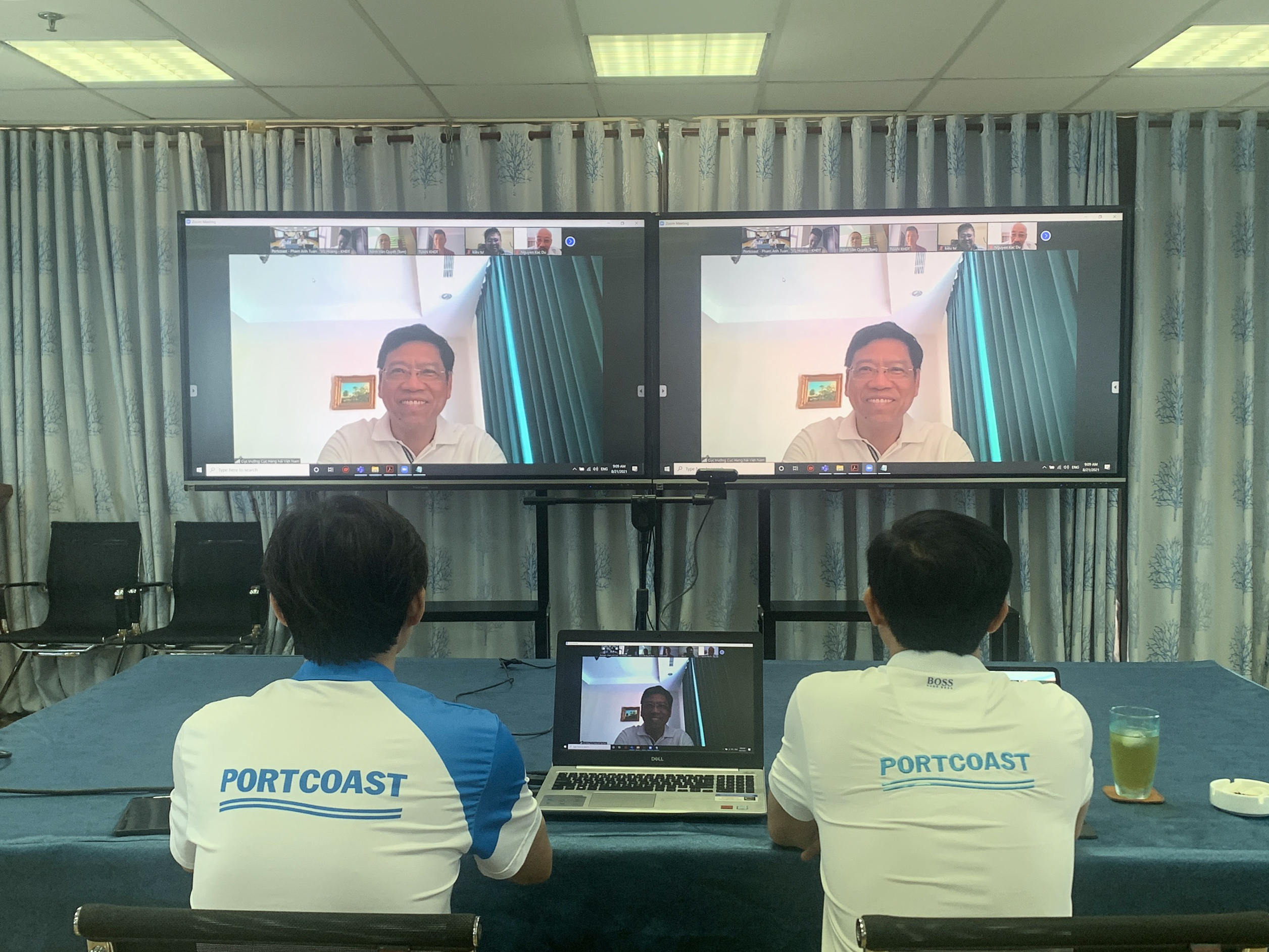 Online meeting held by Mr. Nguyen Xuan Sang - Director of Vietnam Maritime Administration