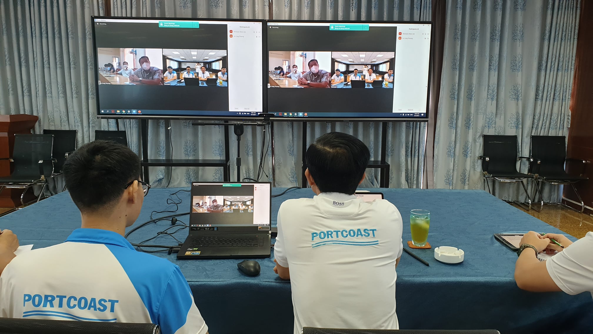 Portcoast had a meeting on developing logistics services and planning petroleum terminals in Ninh Thuan province.