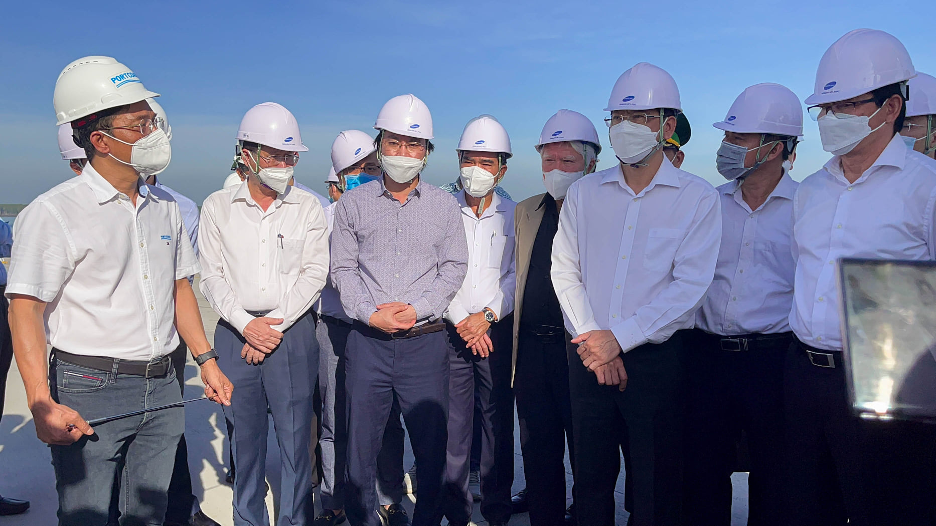 Portcoast and units of the Maritime Administration of Ba Ria - Vung Tau province cooperated in deploying and organizing field surveys in Cai Mep Ha area