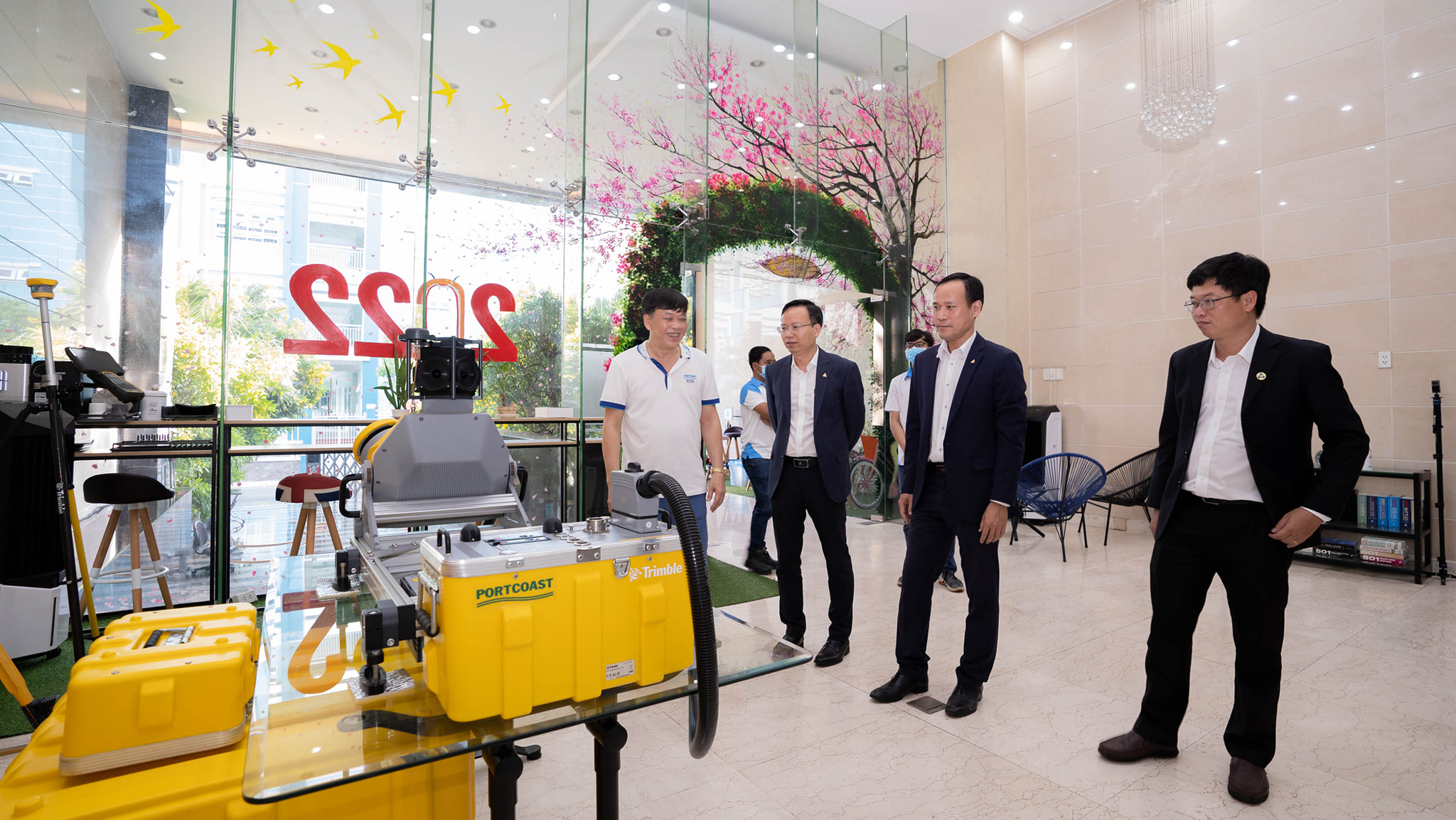 Portcoast Consultant Corporation (Portcoast) and Ho Chi Minh City University of Technology (HCMUT)  signed the Cooperation Agreement