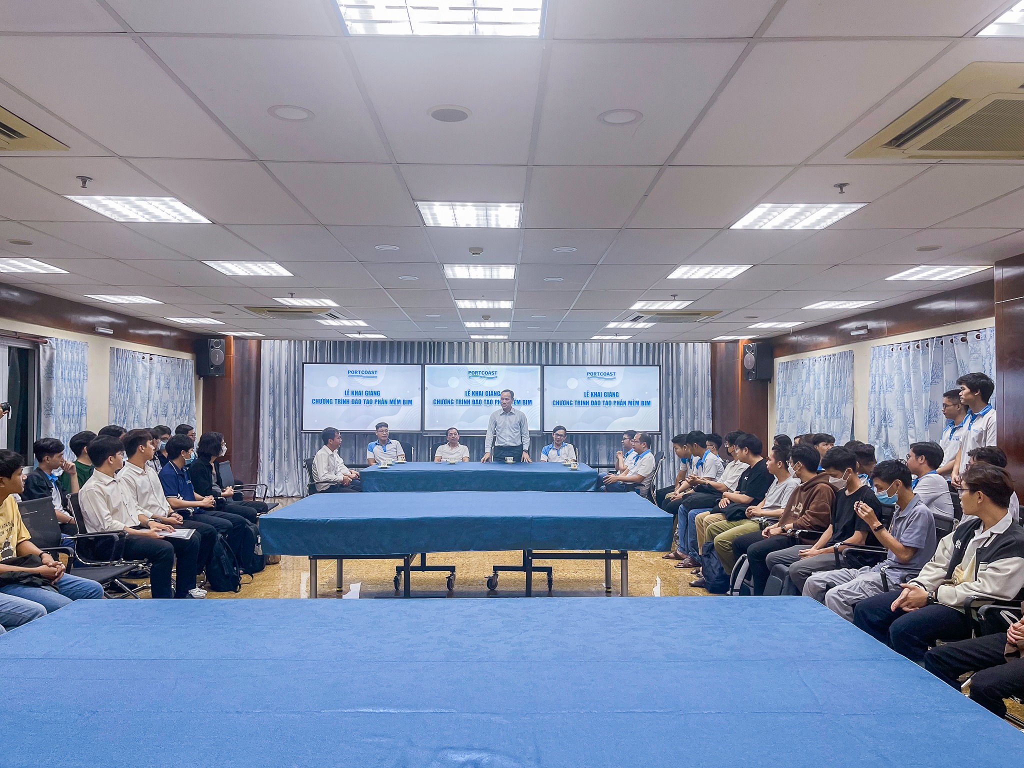 Portcoast organized BIM classes for Portcoast engineers and HCMUT students