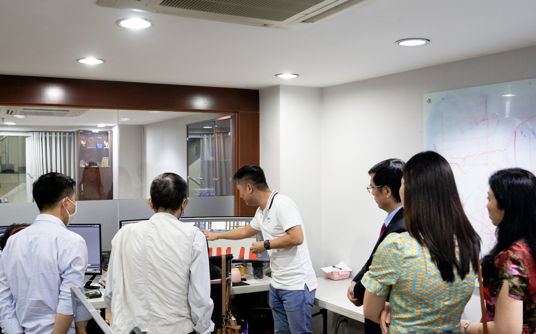 Welcome Hanoi University of Civil Engineering teachers to Portcoast