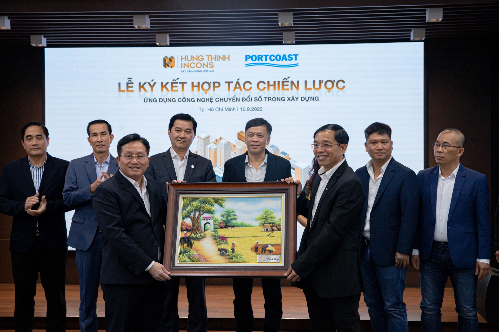 Portcoast sign an MOU with Hung Thinh Incons Joint Stock Company