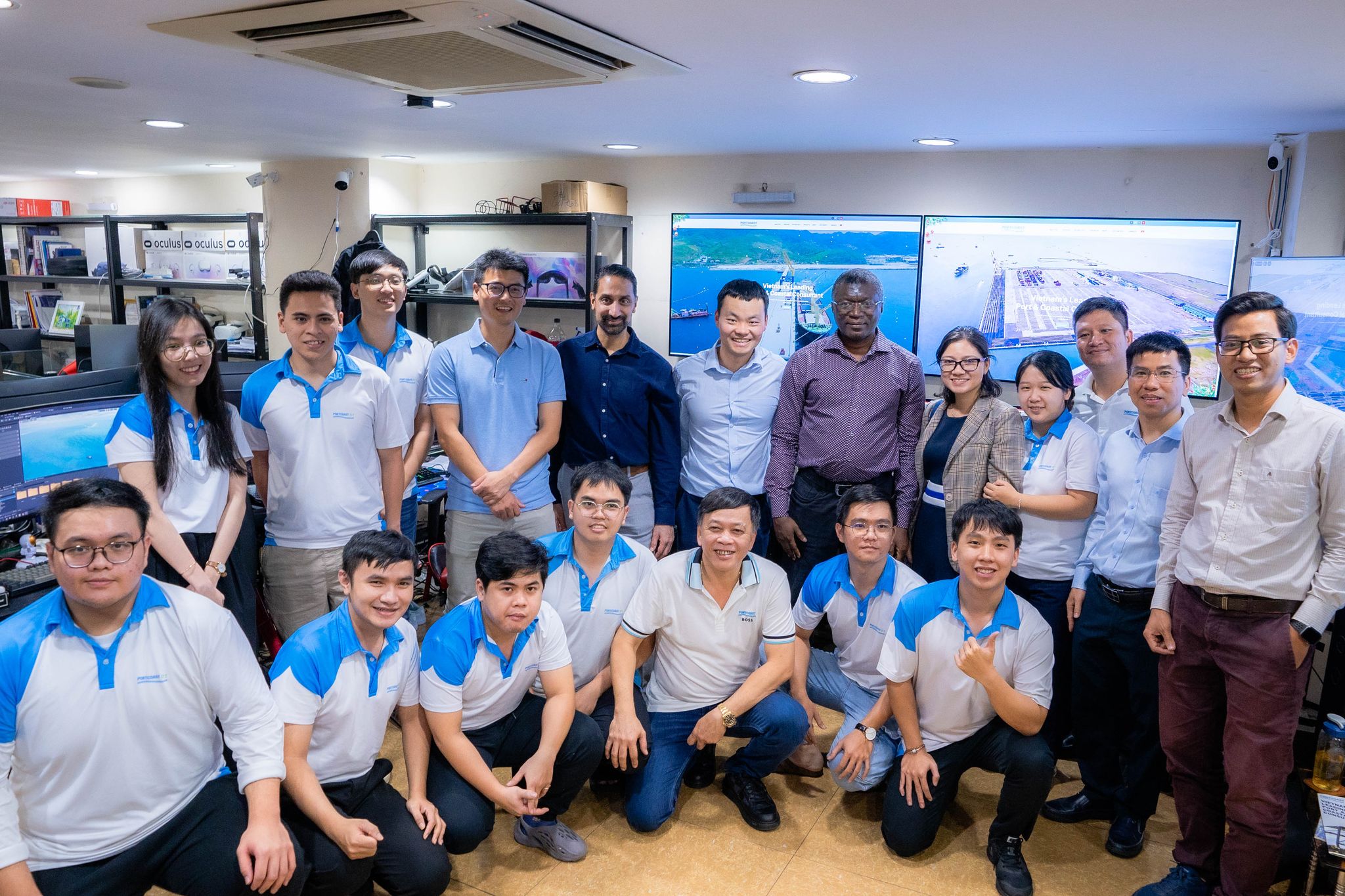 Portcoast chào đón các giảng viên, giáo sư đến từ ĐH Bách Khoa TP.HCM và Đại học London South Bank