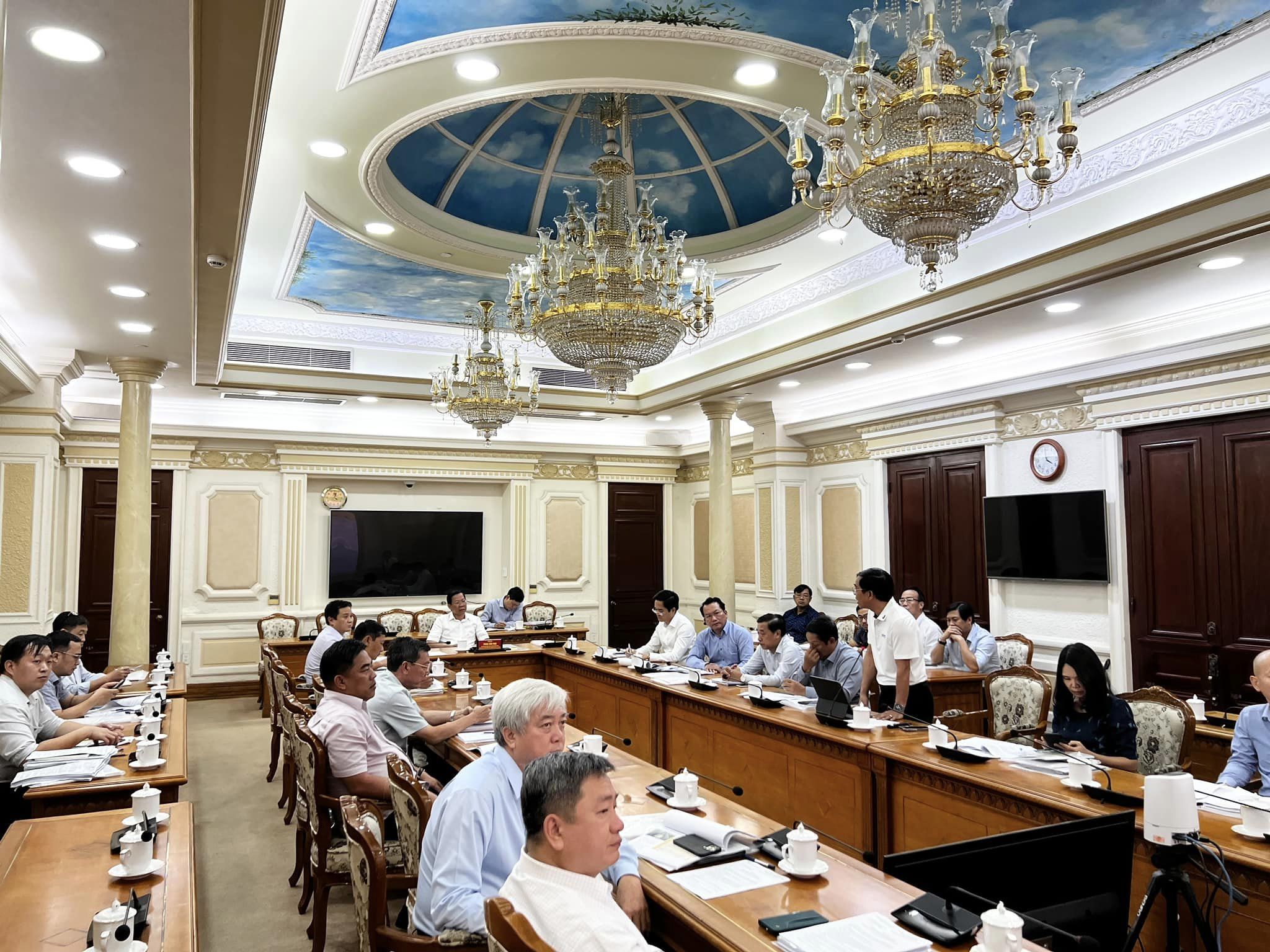 Portcoast attended and reported at the meeting chaired by Chairman of Ho Chi Minh City People's Committee with other Departments on the seaport development planning