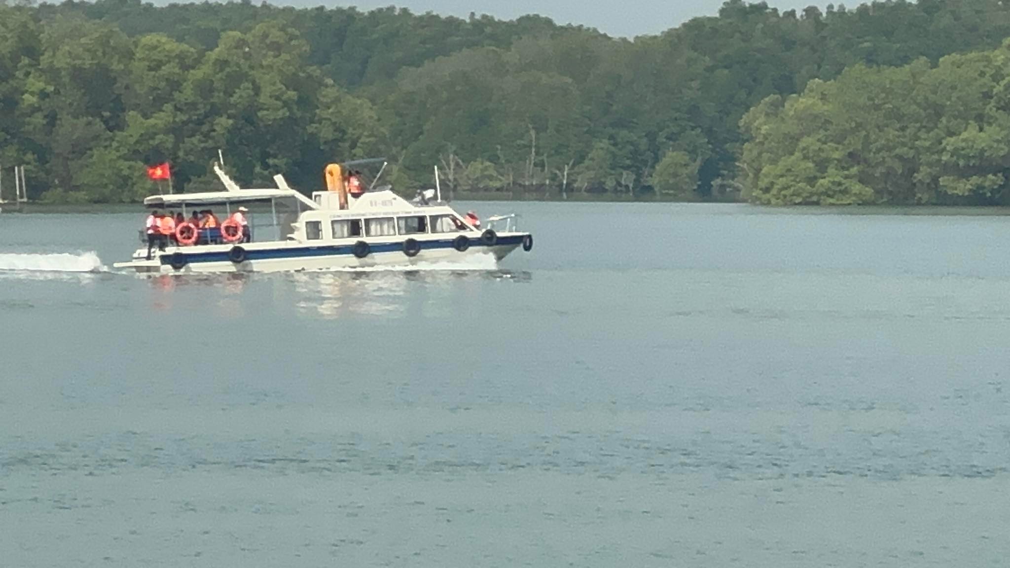 Portcoast accompanied the Secretary of the Provincial Party Committee of BRVT to inspect the Cai Mep Thi Vai seaport system and the province's inland waterways