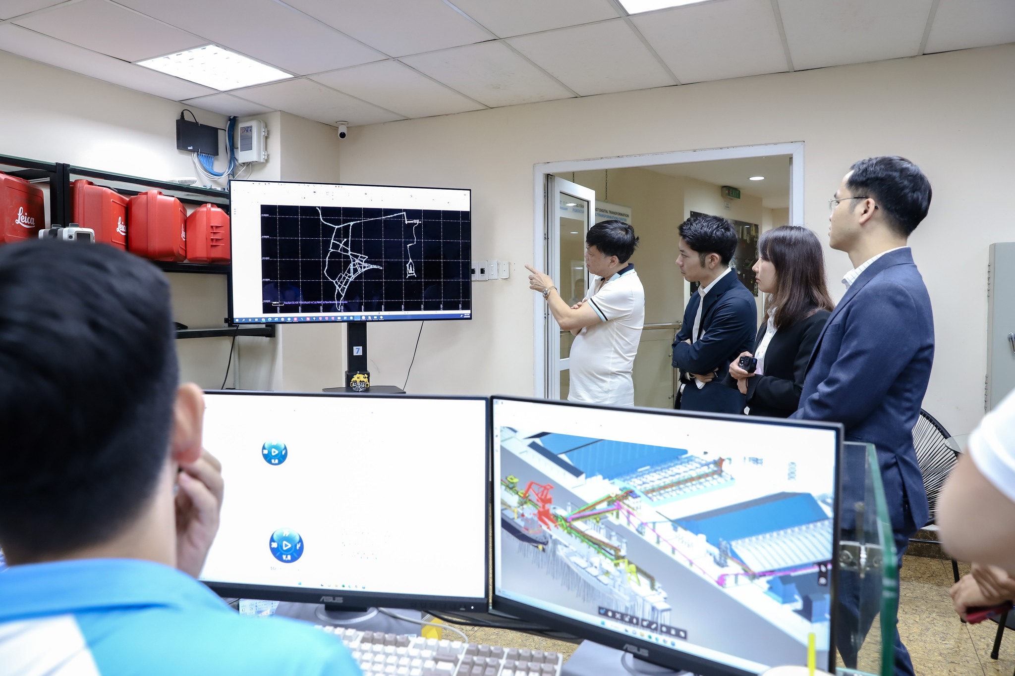 Topcon introduce thier new products with Portcoast