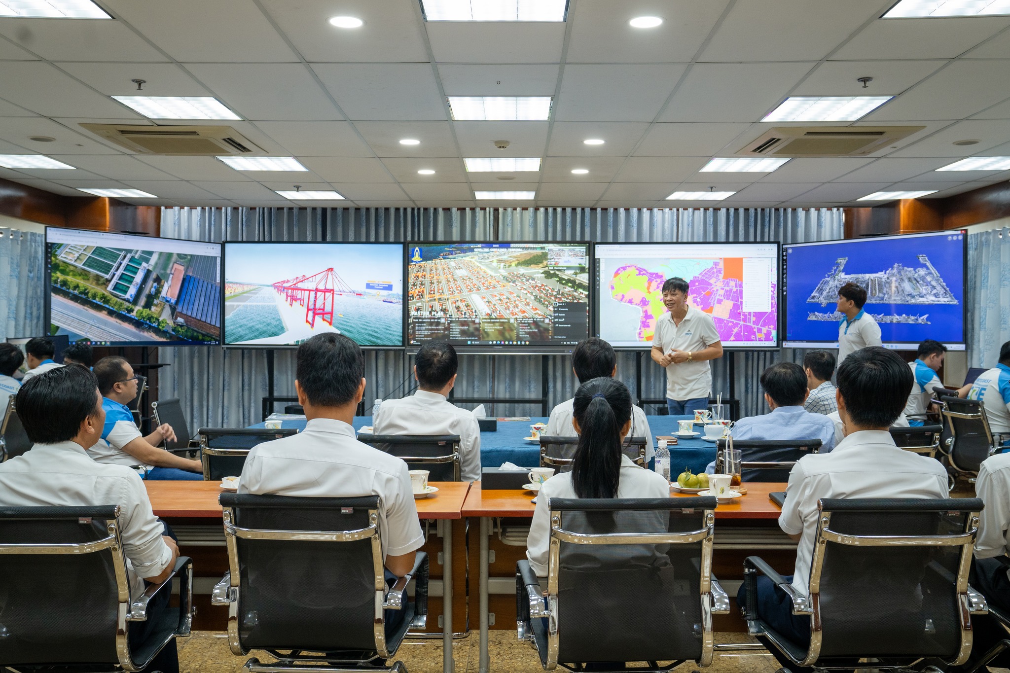 Portcoast welcomed Saigon Clean Water Business & Investment Joint Stock Company SWIC, EVN HCMC and HCMUT