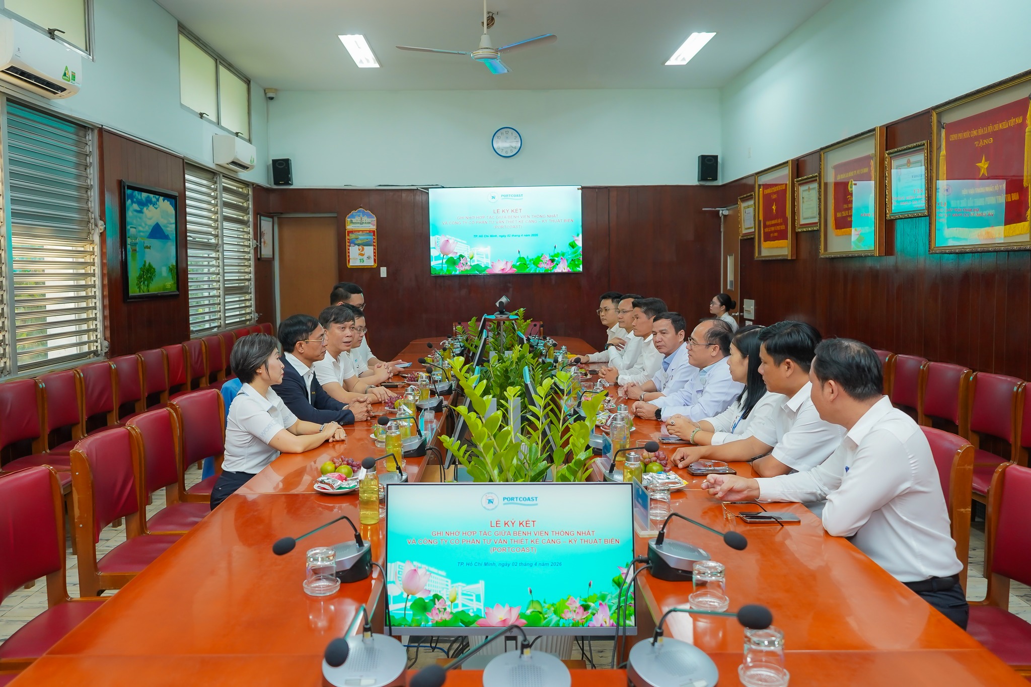 Portcoast và Bệnh viện Thống Nhất Hợp Tác Xây Dựng Bệnh Viện Thông Minh Với Digital Twin, AI và GIS