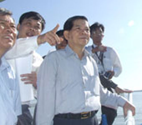 "HCM City developing toward sea but still slowly!"