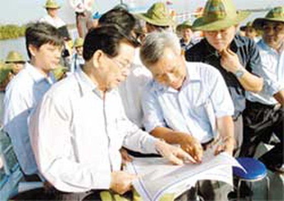 Soài Rạp river: awakes economic potential of Hiep Phuoc 