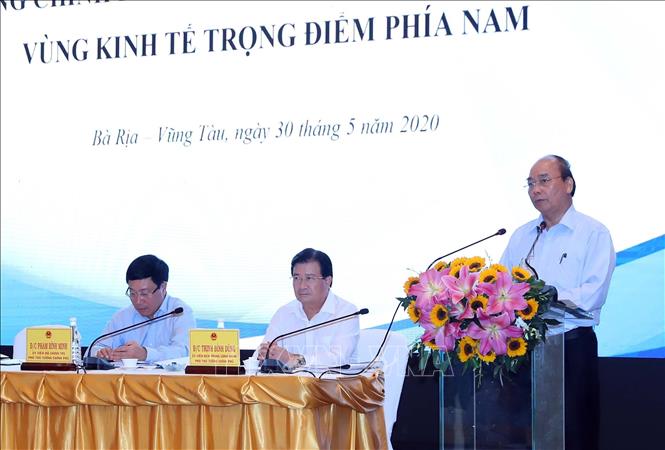  Prime Minister Nguyen Xuan Phuc works with provinces and cities in the southern key economic region - Domestic news - Internal Affairs & Foreign Affairs - Vietnam News Agency (VNA)