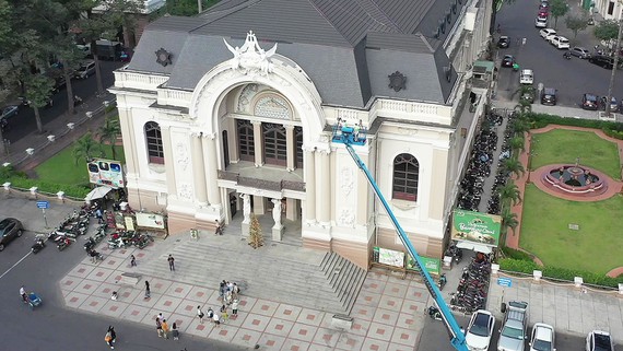 Digitalizing the architectures worth preserving